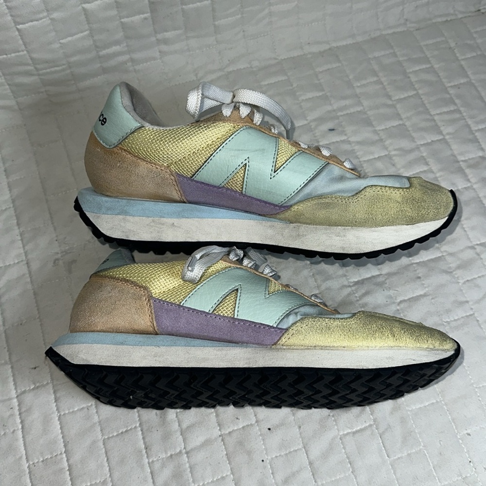 New Balance 237 Pastel Multi-Color Sneakers Women’s 6.5 - Picture 2 of 7